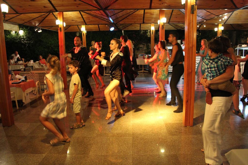 Perdikia Beach Олудениз Екстериор снимка